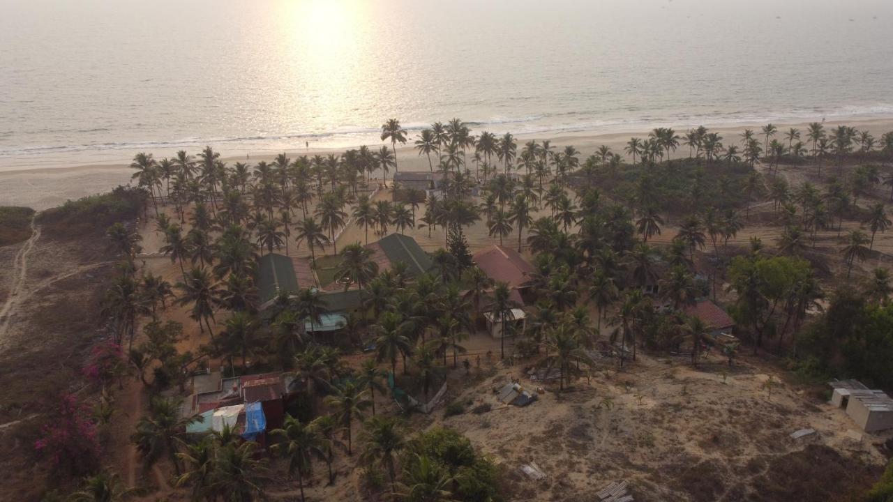 C Roque Beach Resort Colva Eksteriør bilde