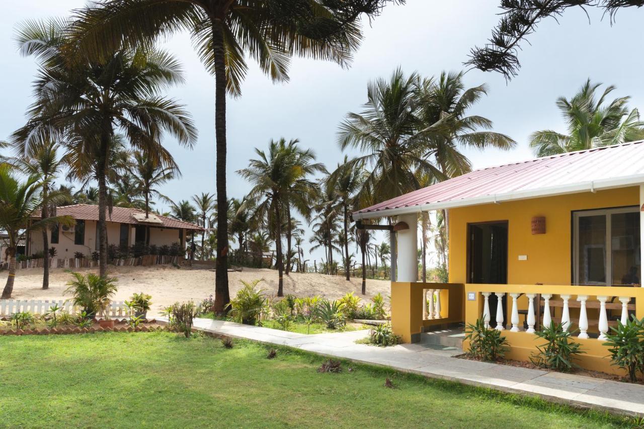 C Roque Beach Resort Colva Eksteriør bilde